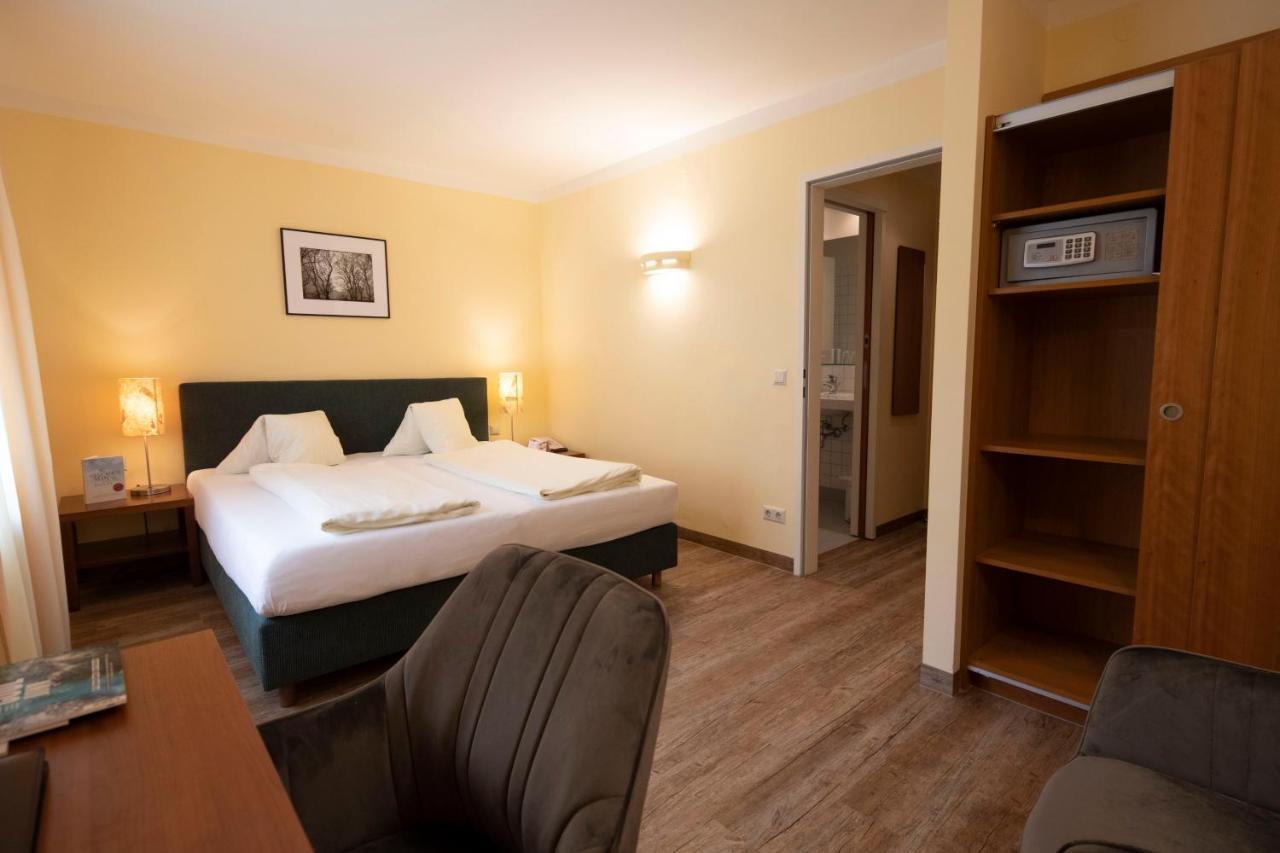 Landhotel Rosentaler Hof Санкт Якоб им Розентал Екстериор снимка