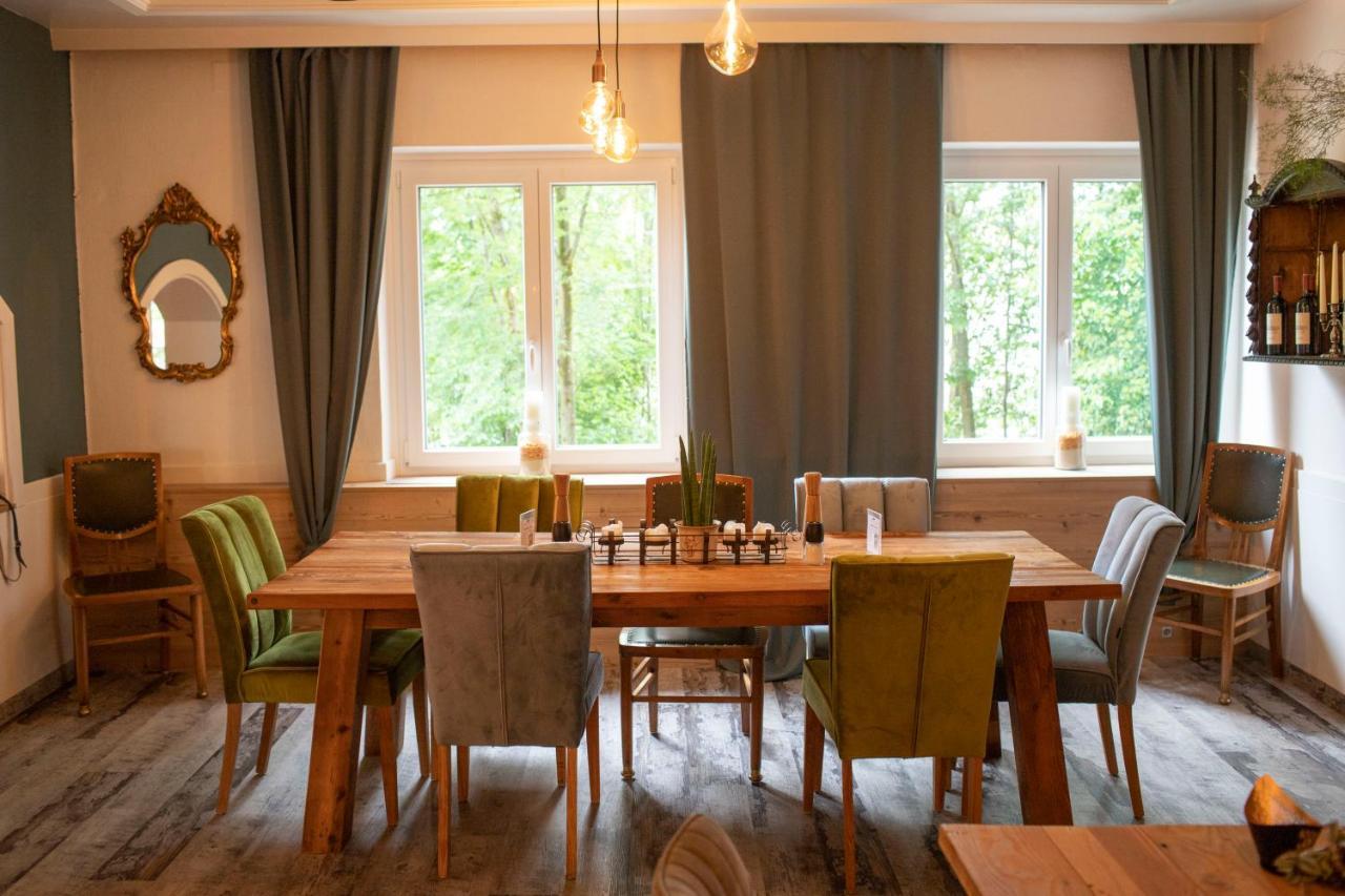Landhotel Rosentaler Hof Санкт Якоб им Розентал Екстериор снимка