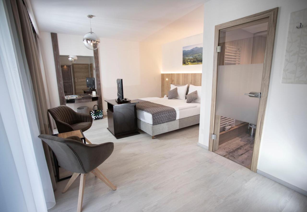 Landhotel Rosentaler Hof Санкт Якоб им Розентал Екстериор снимка