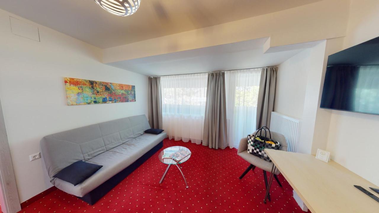 Landhotel Rosentaler Hof Санкт Якоб им Розентал Екстериор снимка