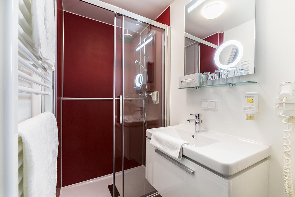 Landhotel Rosentaler Hof Санкт Якоб им Розентал Екстериор снимка