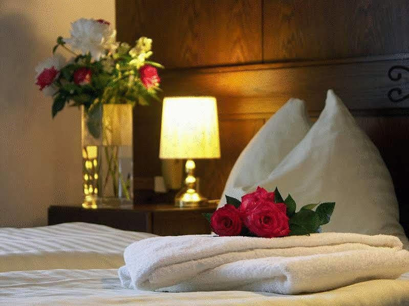 Landhotel Rosentaler Hof Санкт Якоб им Розентал Екстериор снимка
