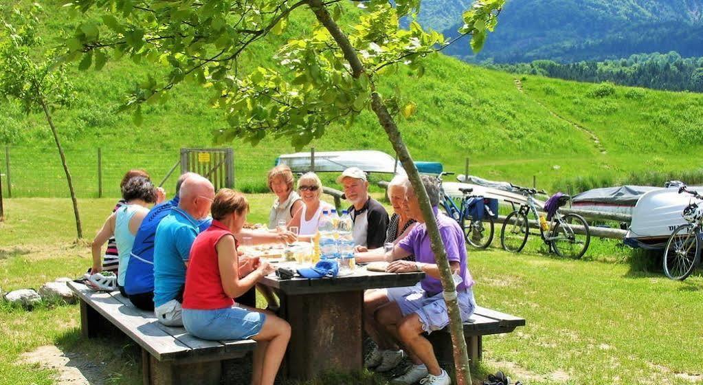 Landhotel Rosentaler Hof Санкт Якоб им Розентал Екстериор снимка